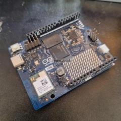 Arduino Uno Q